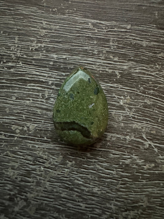 Small Tear drop Dragon Blood healing stone