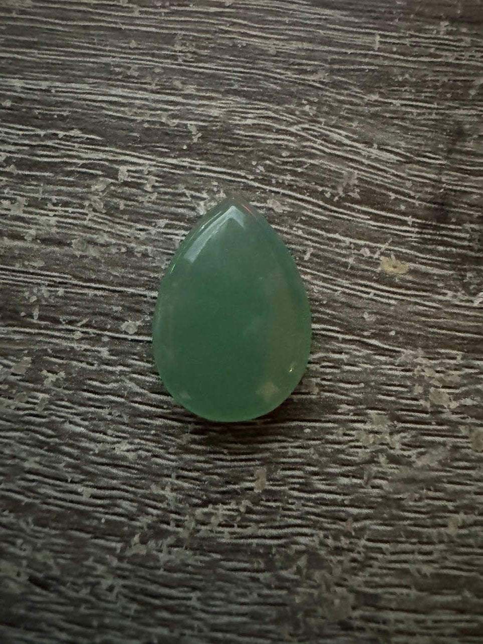 Small Tear drop Green Aventurine healing stone